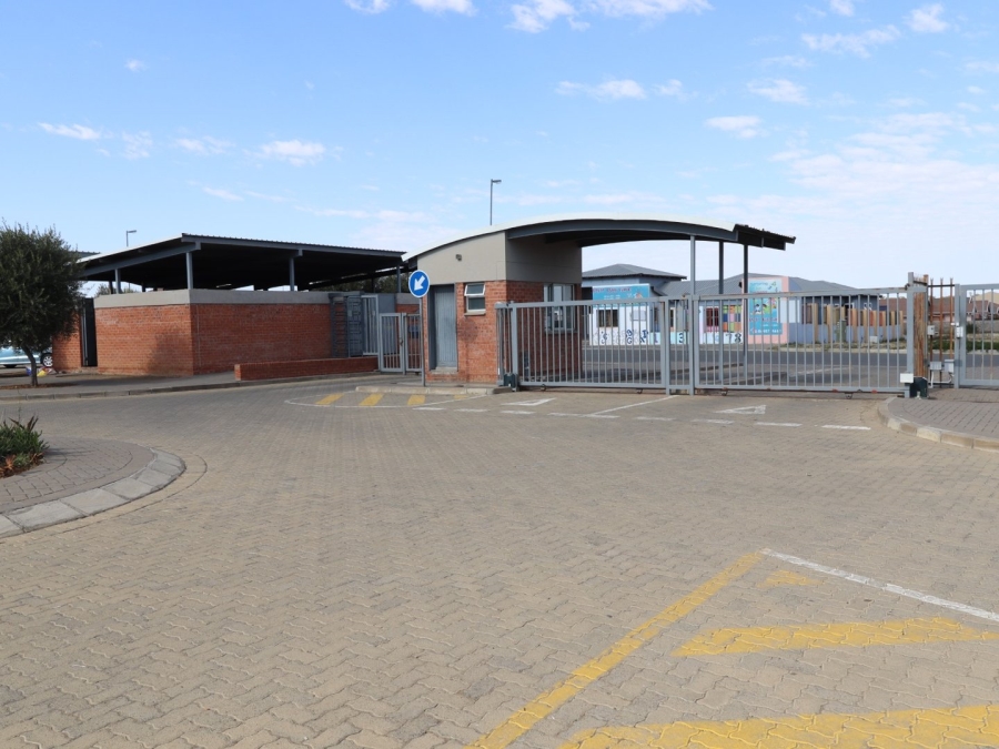 2 Bedroom Property for Sale in Raceway Free State